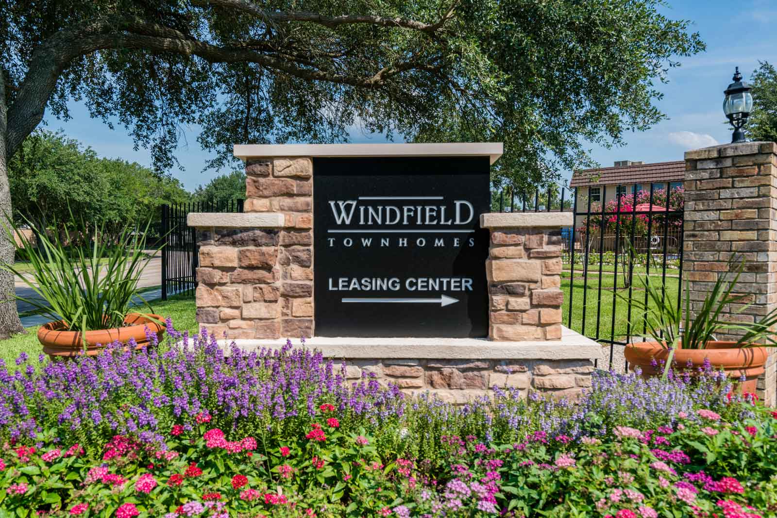 Winfield Townhomes Rockwell Management Corporation