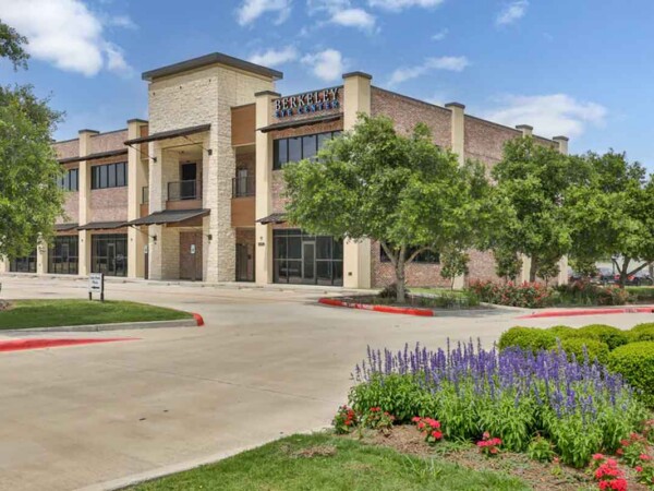 1535-Cullen-Pky-Pearland-TX-Building-Photo-2-Large