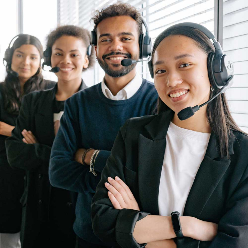 pexels-yan-krukov-8867482 call center team